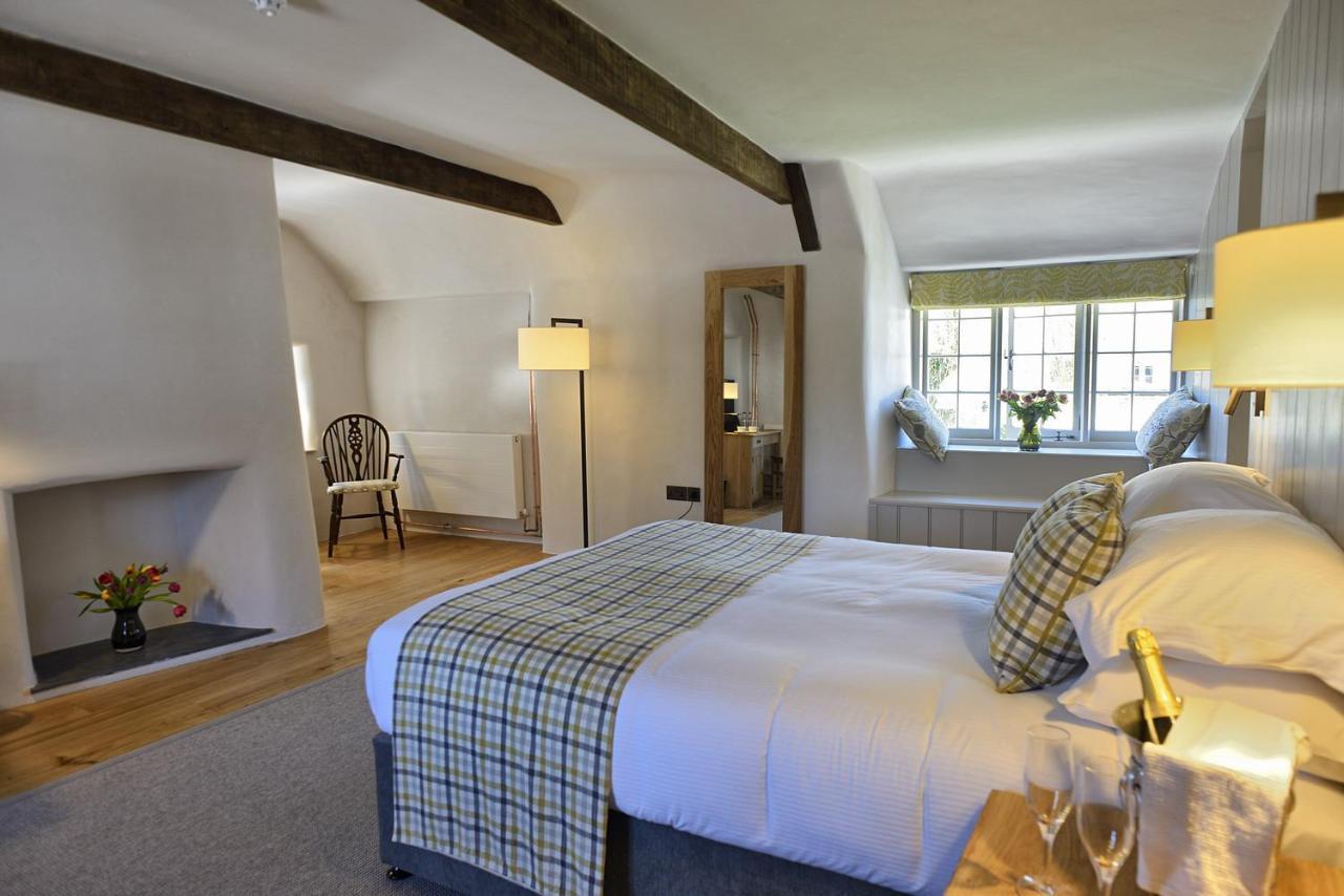 Eversfield Organic At The Ring Of Bells Inn North Bovey Extérieur photo